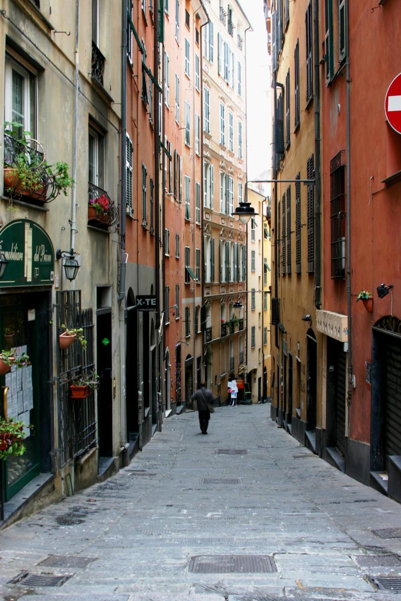 Prione'S Apartment Bis Genoa Exterior photo