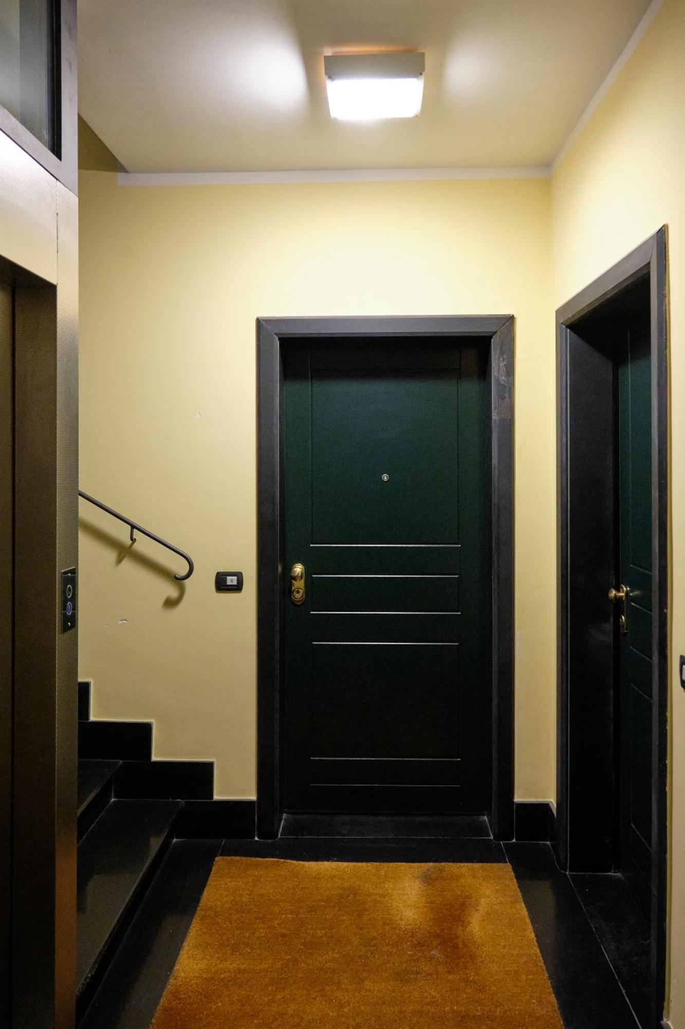 Prione'S Apartment Bis Genoa Exterior photo